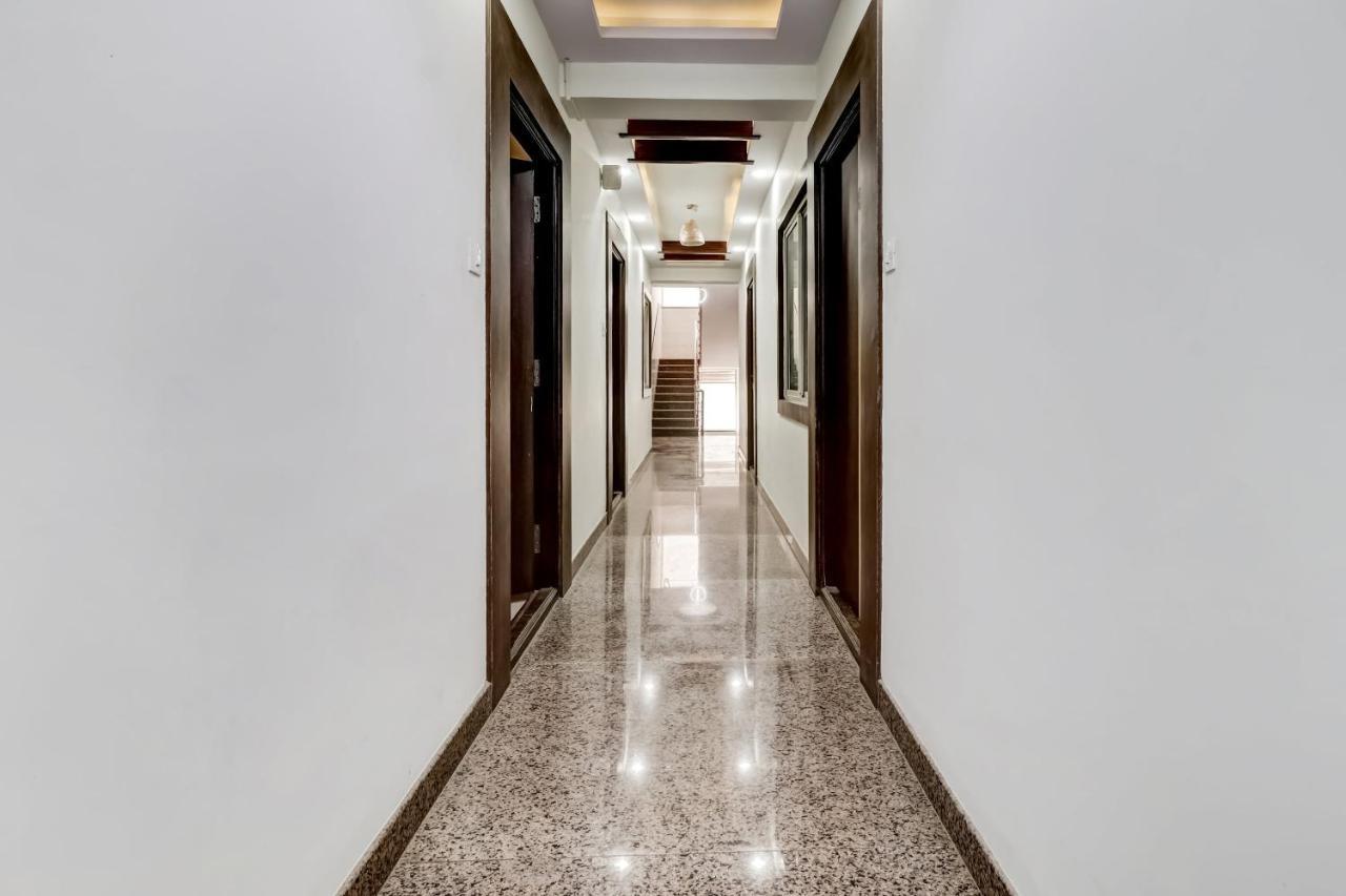 Oyo 81895 Nr Homes Bangalore Exterior photo